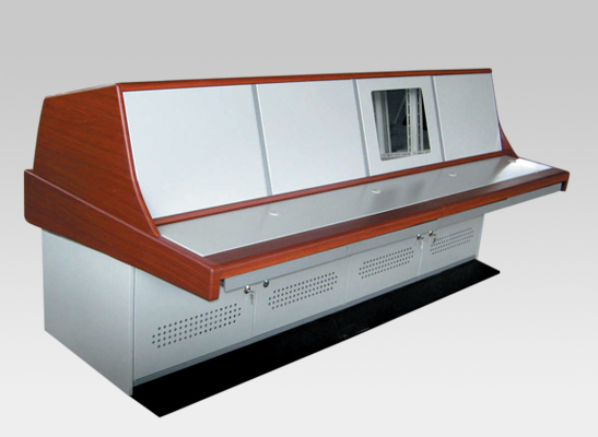 琴式操作臺(tái)